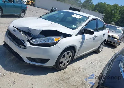 2018 Ford Focus S from USA, damaged, VIN 1FADP3E29JL307651